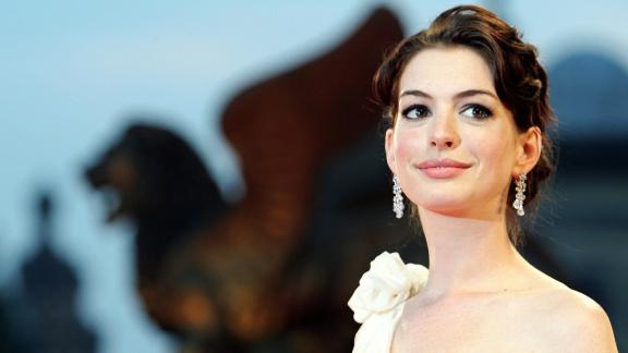 Anne Hathaway buon compleanno