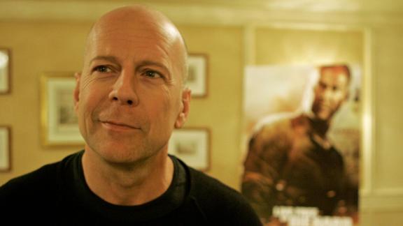 Bruce Willis probabilmente non è consapevole della sua malattia