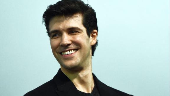 Roberto Bolle: il bellissimo video delle vacanze e le foto con il fidanzato