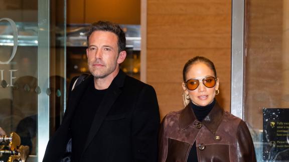 Jennifer Lopez e Ben Affleck lontani ma sempre più innamorati
