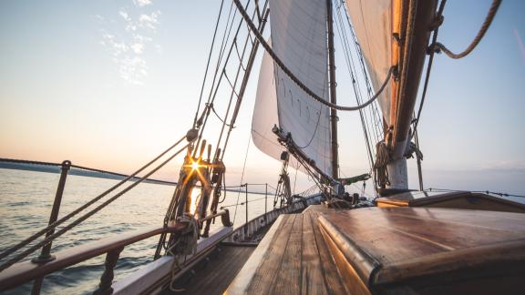 Barca a vela: le mete più suggestive per una vacanza all'insegna del relax