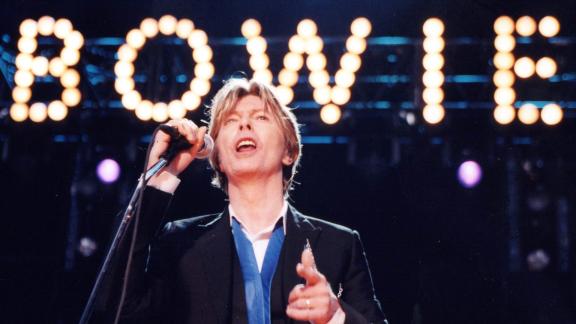 David Bowie: pronto il film sulla sua vita