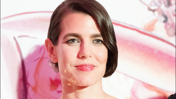 Charlotte Casiraghi consiglia i libri per l'estate