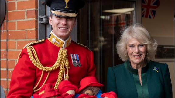 La Regina Camilla porta la rivoluzione a corte