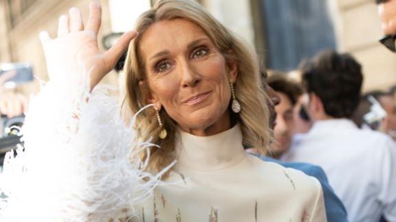 Celine Dion cancella le date del tour