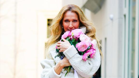 Da Celine Dion a Tiziano Ferro. Anche le star trascorrono il Natale in famiglia