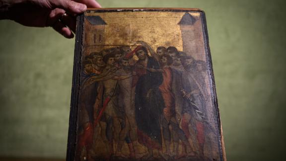 Capolavoro di Cimabue, per anni appeso in una cucina, battuto all'asta per 24 milioni di euro