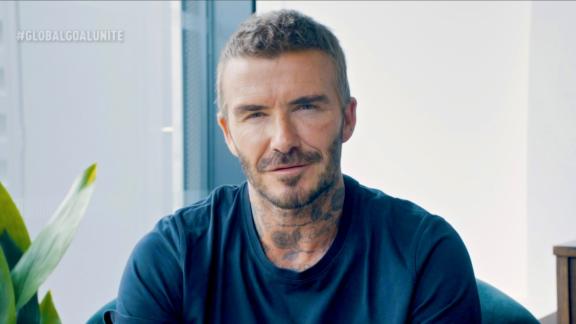 David Beckham è già pronto per Natale: il bellissimo video