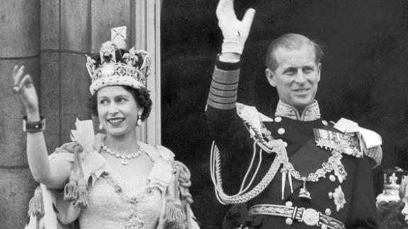 67 anni fa l'incoronazione della Regina Elisabetta: tutti i ricordi di quel memorabile giorno