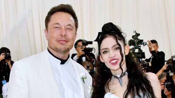 Elon Musk di nuovo padre. E ancora una volta il nome del bebè è davvero originale