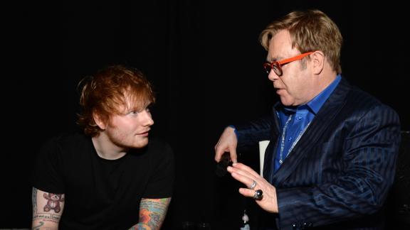  Ed Sheeran è felice che Elton John gli abbia soffiato il primo posto in classifica