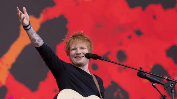 Ed Sheeran ha scritto una canzone per i Pokémon