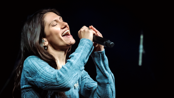 Elisa ritorna con 3 album