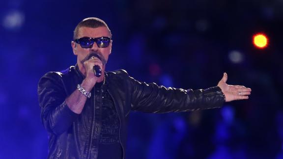 22 ottobre: George Michael si aggiudica il celebre pianoforte di John Lennon