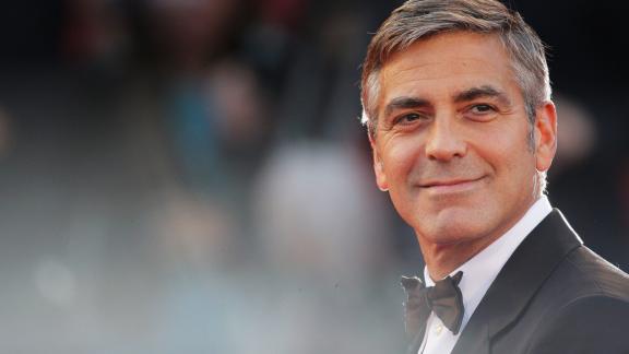  George Clooney: anche la cognata scende in campo con le sue mascherine. A fin di bene