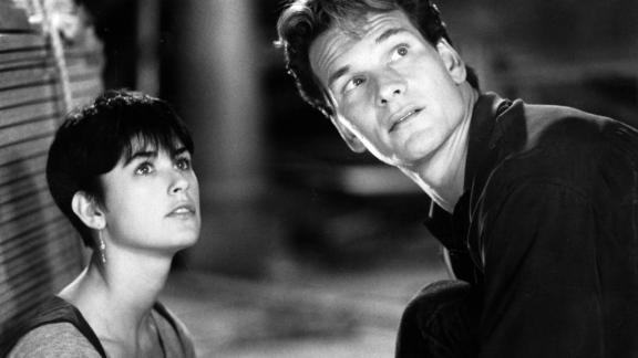 30 anni di "Ghost": una storia d'amore che supera anche la morte