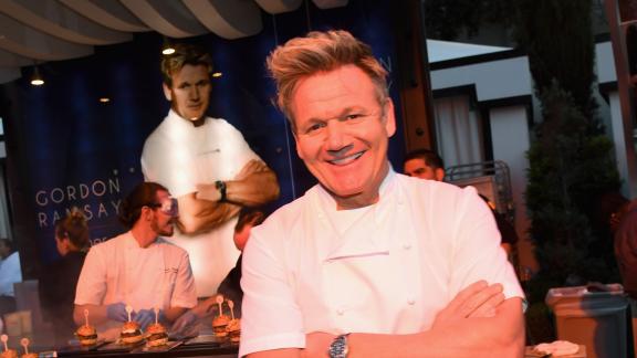 Gordon Ramsay continua a scatenare polemiche con le sue ricette italiane