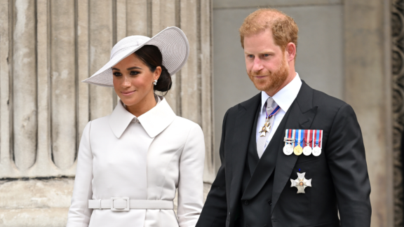 Meghan e Harry: arriva finalmente la prima foto della piccola Lilibet