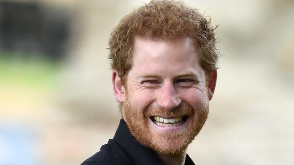 Lasciate il lavoro se non vi dà gioia: le parole del Principe Harry tra approvazione e polemiche
