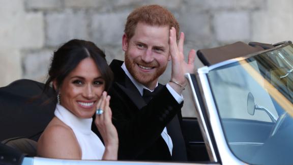 La biografia di Harry e Meghan e il segreto dietro la foto del 70° compleanno di Carlo