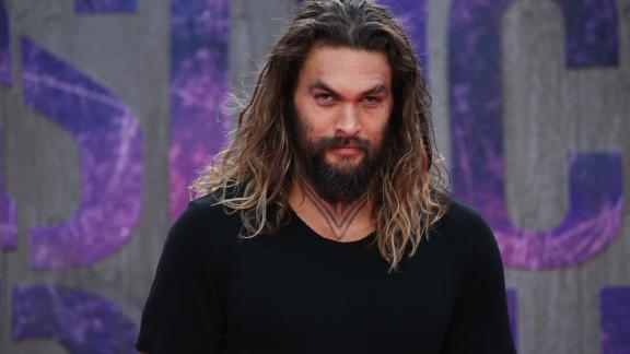 Jason Momoa e le foto che mandano in delirio i fan