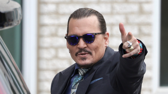 Johnny Depp a processo. Di nuovo