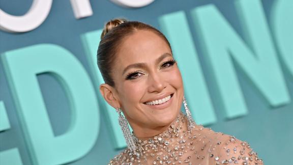 Jennifer Lopez ci regala il video più divertente sull'Intelligenza Artificiale