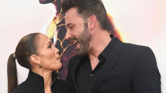 Jennifer Lopez non dimentica l'anniversario di matrimonio