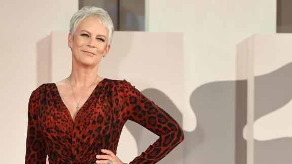 Jamie Lee  Curtis celebra le nozze della figlia