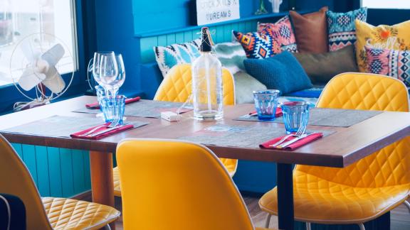Vuoi vendere casa a un ottimo prezzo?  Dipingi la cucina di blu!