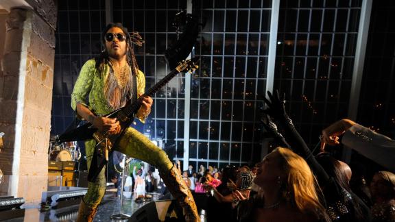 Lenny Kravitz buon compleanno