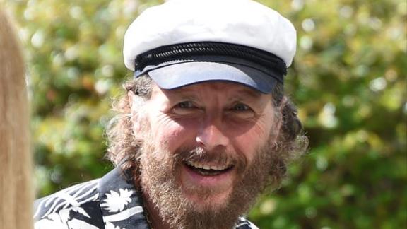 Lorenzo Jovanotti rassicura i fan: l'operazione è andata bene. Il video
