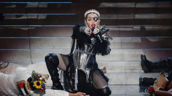 Madonna: i suoi strani video sono davvero un mistero