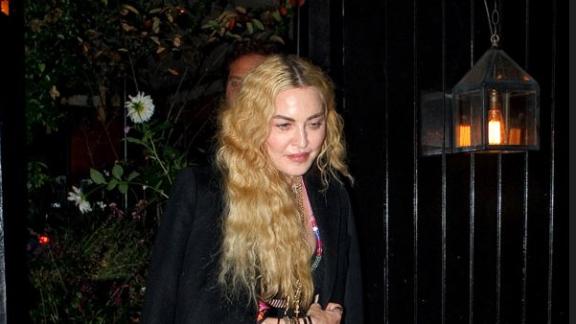 Madonna avvistata a passeggio a New York