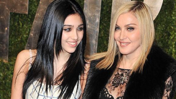 Madonna passa il giorno del Ringraziamento con la famiglia al gran completo