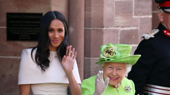 Meghan fa infuriare ancora la Regina Elisabetta