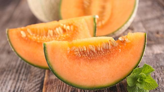 È arrivato il momento del melone: ecco 3 ricette per gustarlo al meglio in tutta la sua freschezza