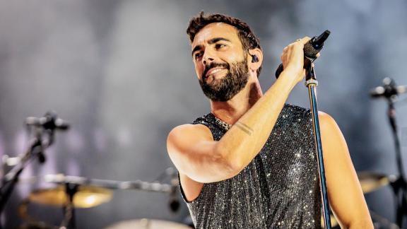 Marco Mengoni si commuove a San Siro: il bellissimo video