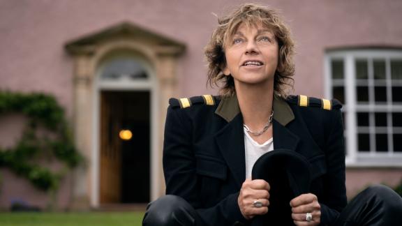 Gianna Nannini canta La donna cannone di Francesco De Gregori per l'iniziativa I Love My Radio