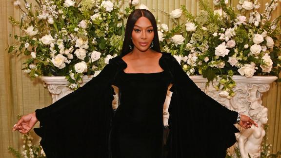Naomi Campbell mostra felice le nuovissime foto della figlia