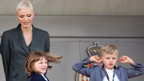 La Principessa Charlène indossa il suo sorriso più bello alla Monte Carlo Fashion Week