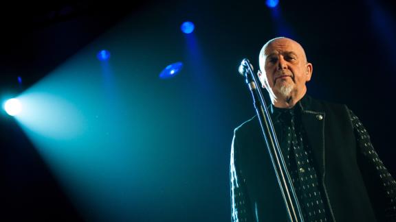 16 agosto: Peter Gabriel annuncia che lascerà i Genesis