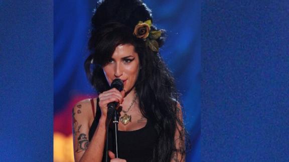 Amy Winehouse: la vera storia di Rehab