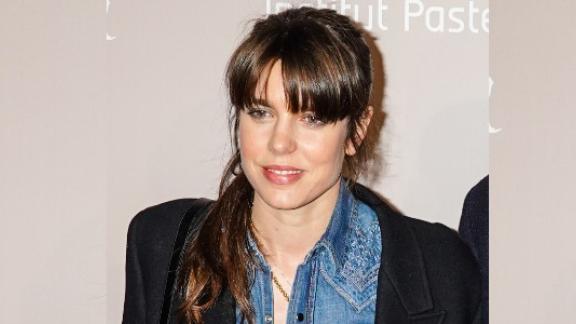 Charlotte Casiraghi racconta della sua infanzia. E del suo grande amore