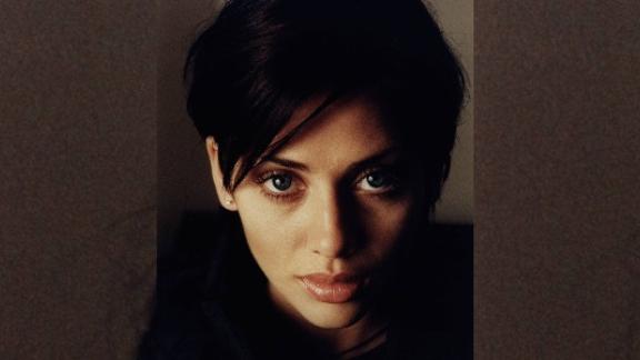 Natalie Imbruglia: non ci crederete, ma torna con nuova musica!