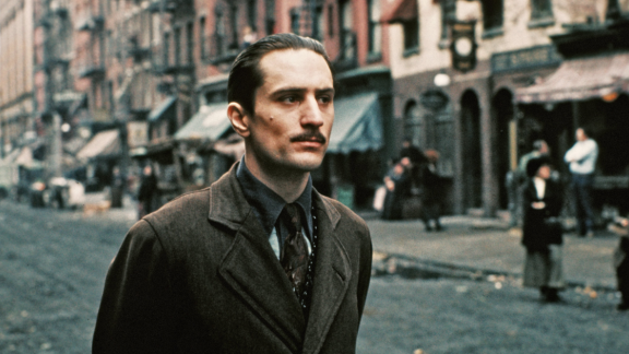 Robert De Niro torna sul grande schermo. E si sdoppia