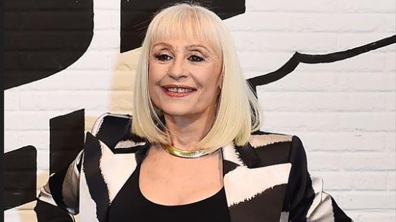 Raffaella Carrà: le sarà dedicata una serie tv