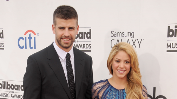 Shakira infuriata: ecco la foto di Gerard Piqué con la nuova fiamma  