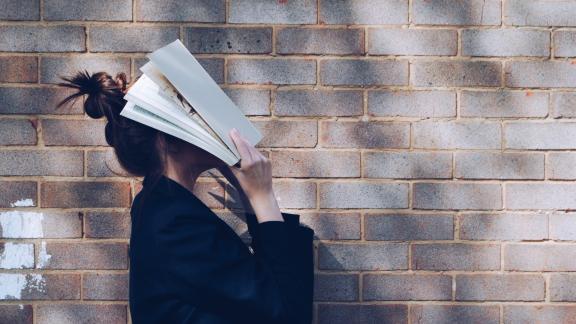 Ecco i 10 libri che tutti fingono di aver letto