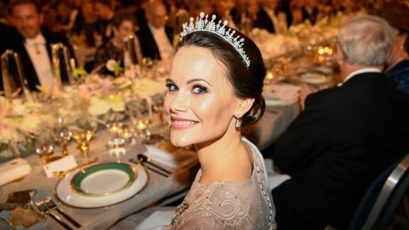 La Principessa Sofia di Svezia ha un cuore d'oro: lascia la tiara per aiutare l'ospedale di Stoccolma